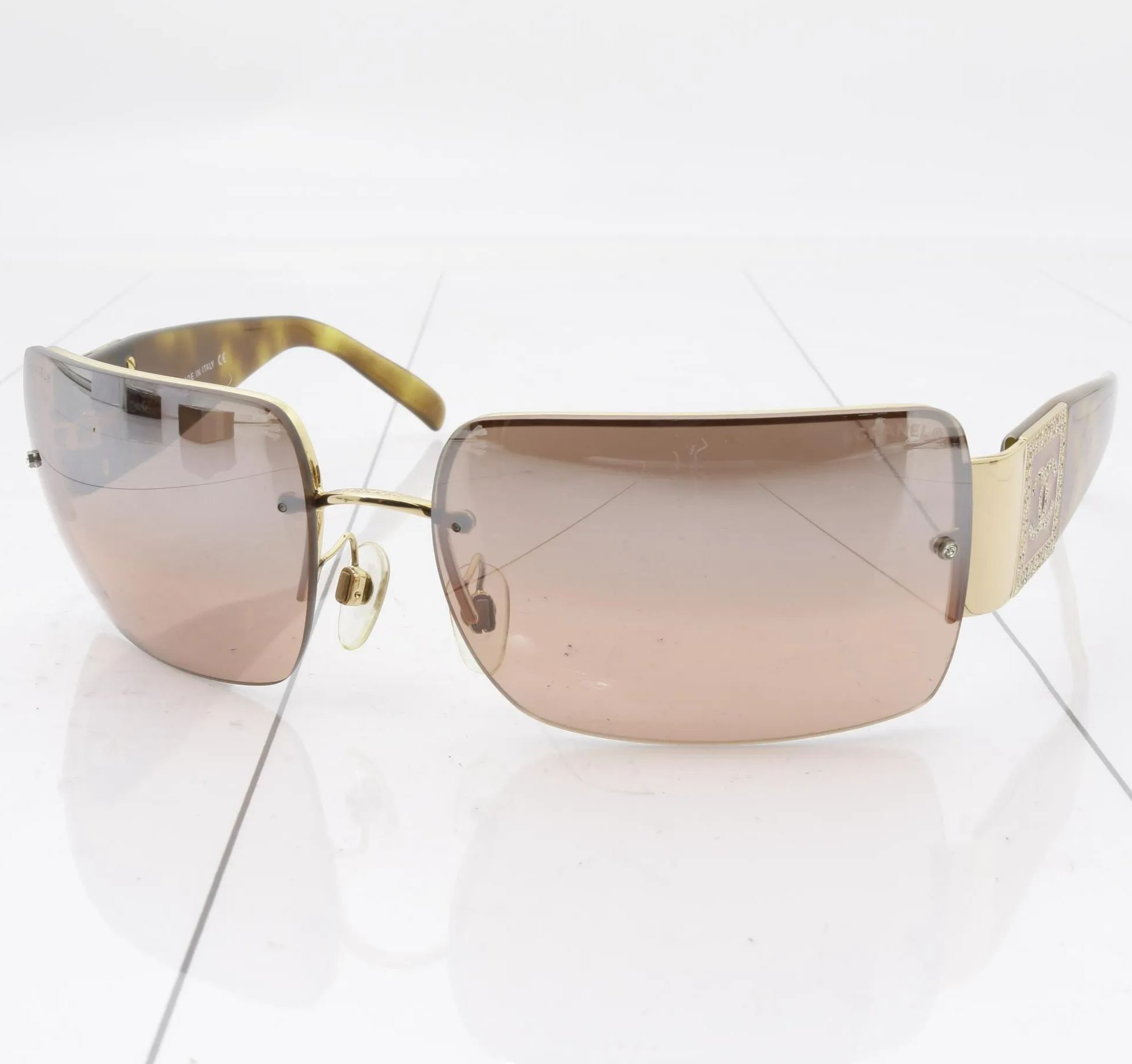 C Rhinestone big logo sunglasses