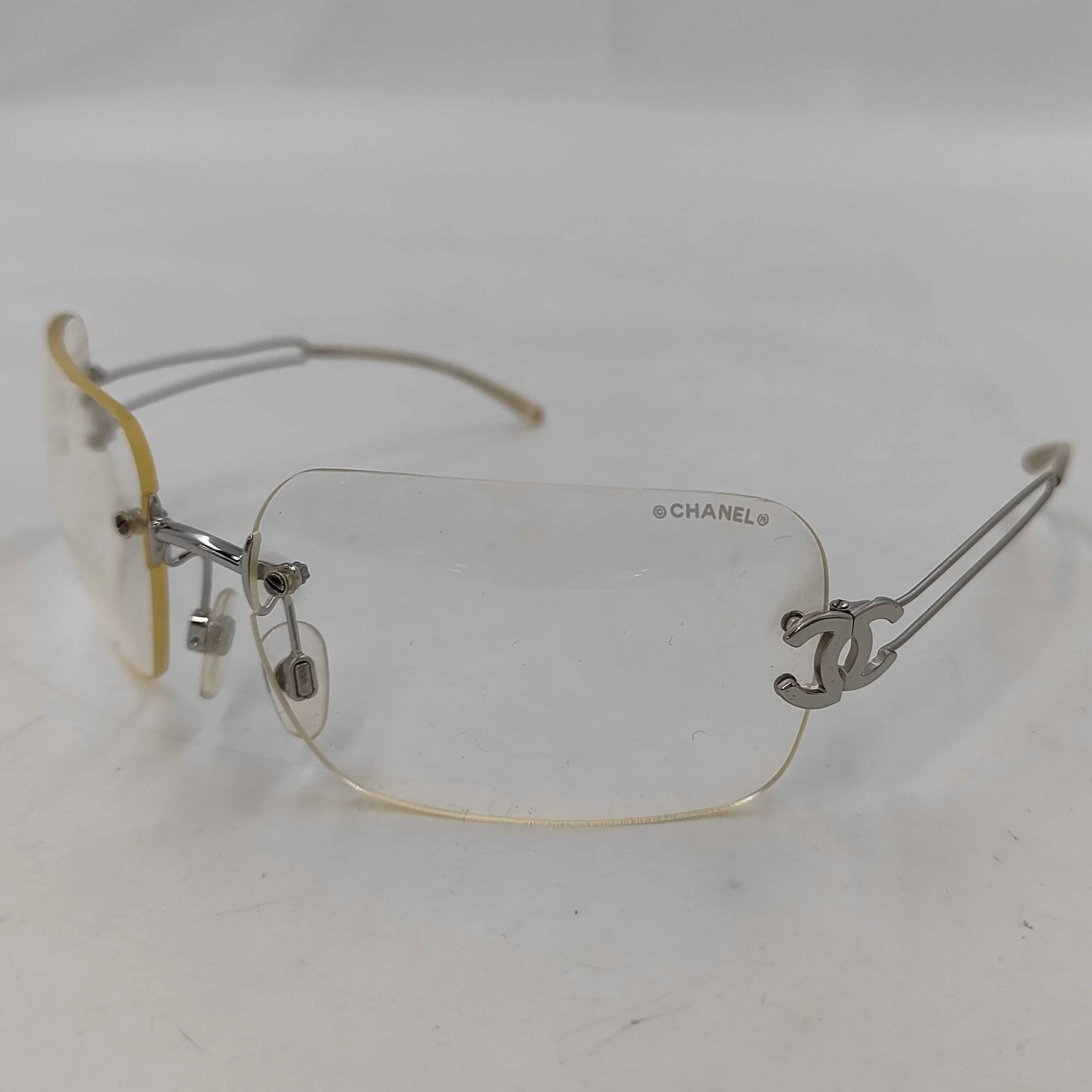 C High Transparent Gray Poster Style Sunglasses