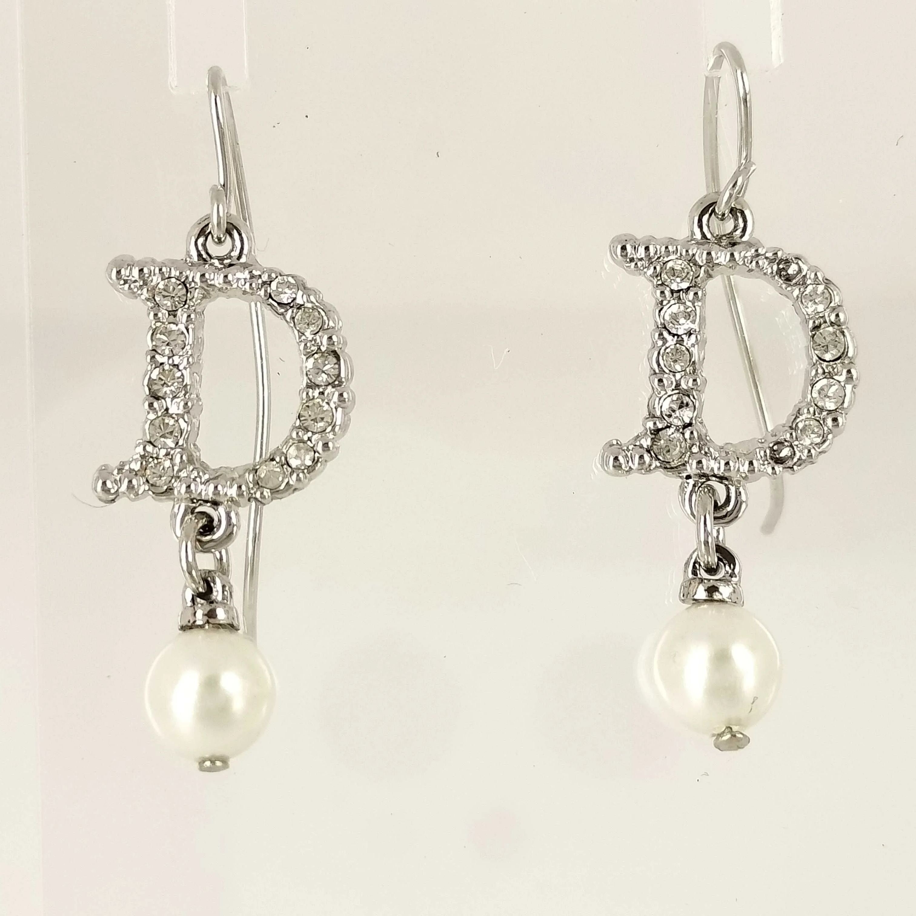 D D Full Diamond Pearl Pendant Earrings