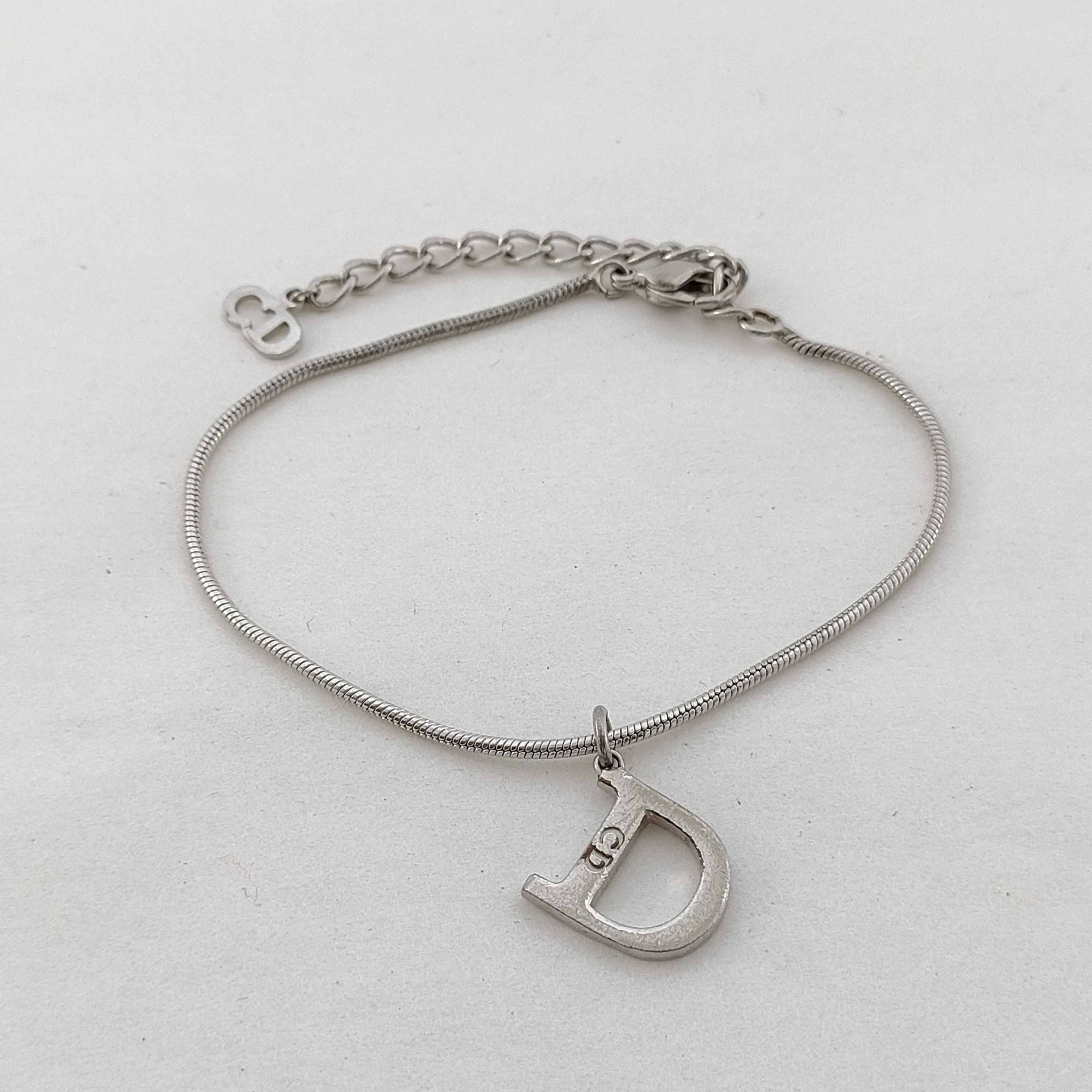 D D pendant bracelet