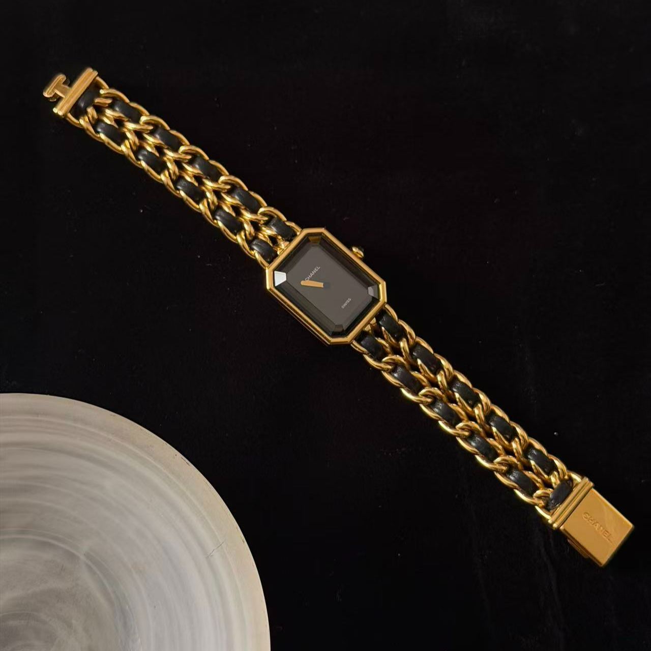 C S-size Black Gold Sugar Cube Watch