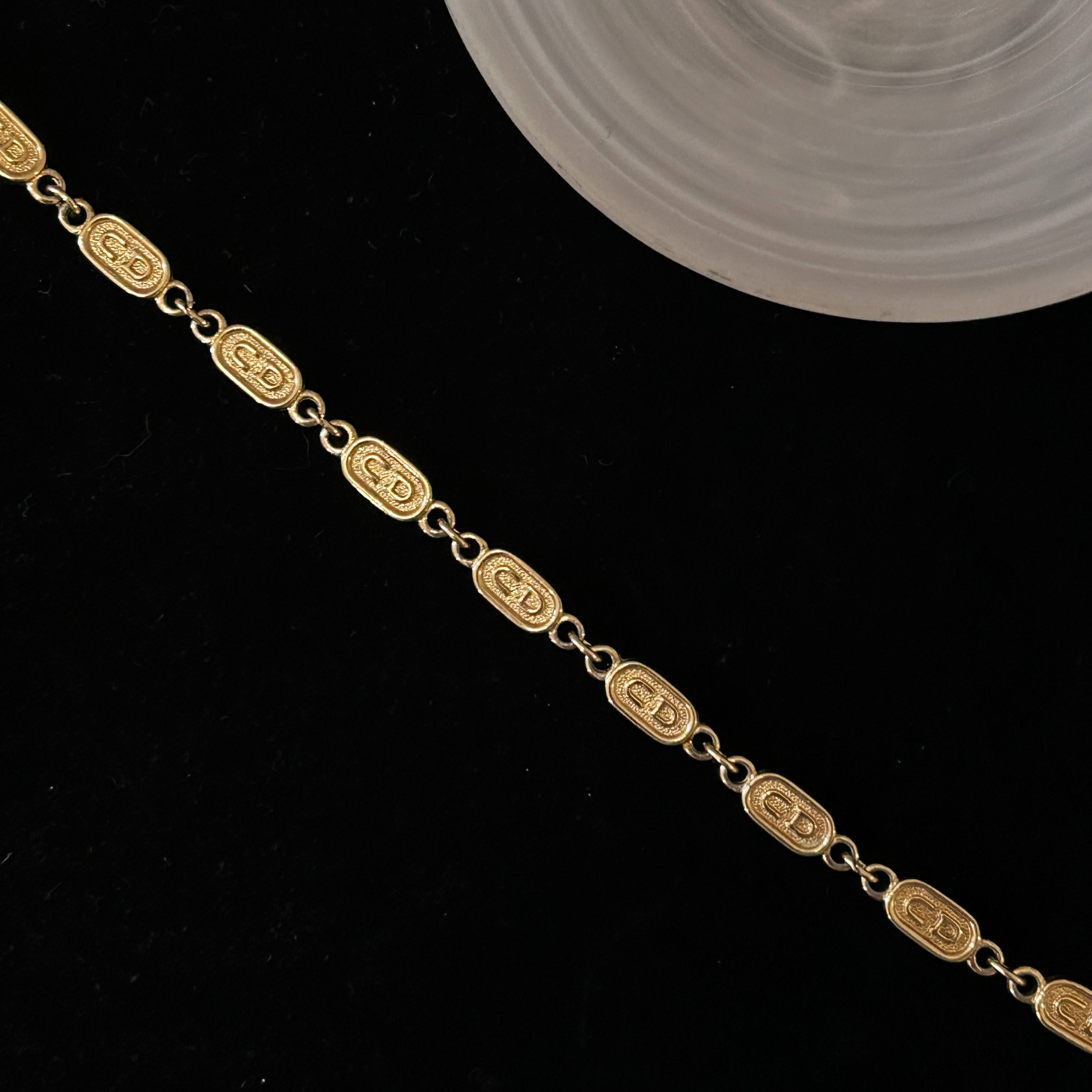 D Oval CD letter necklace