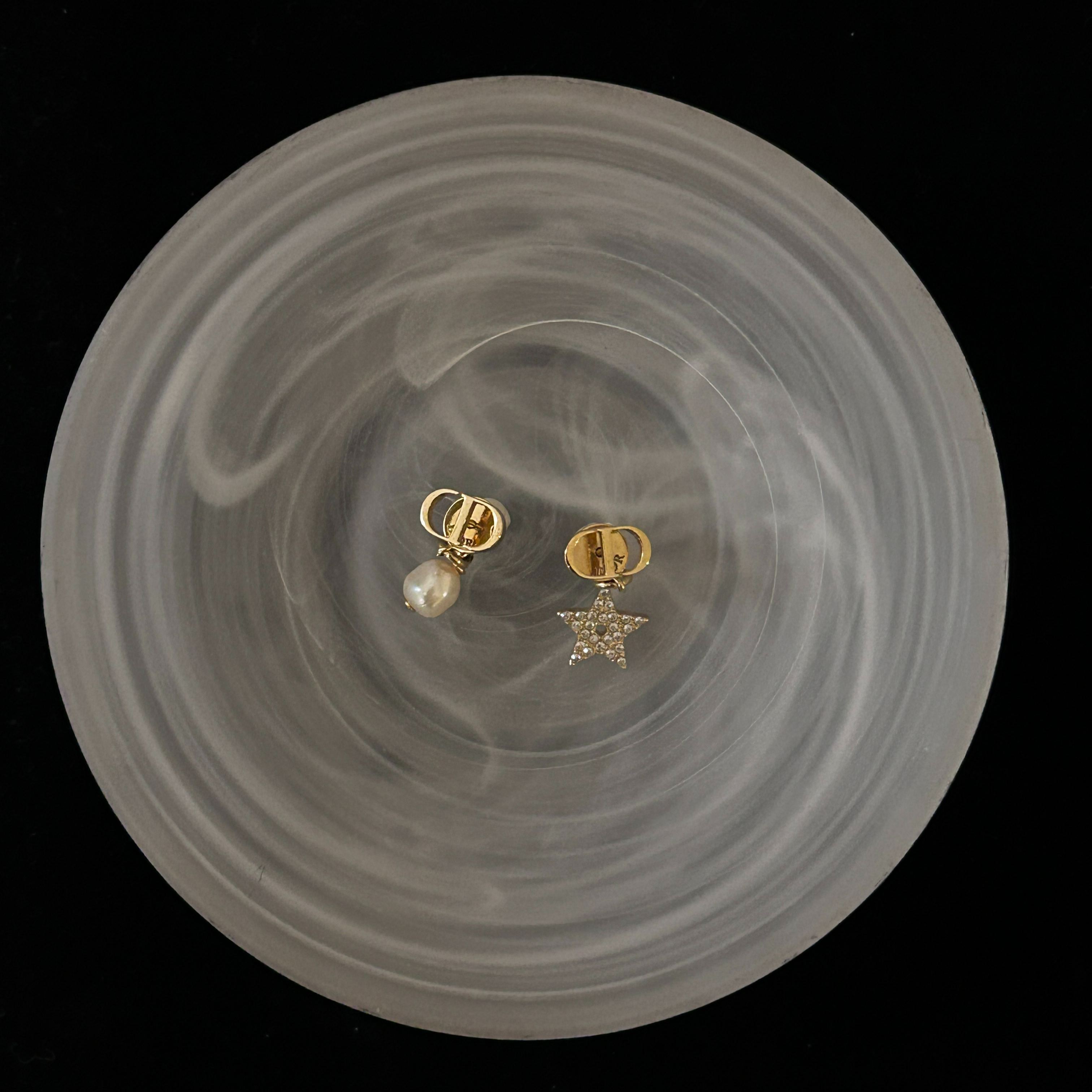 D CD Pearl Star Earrings