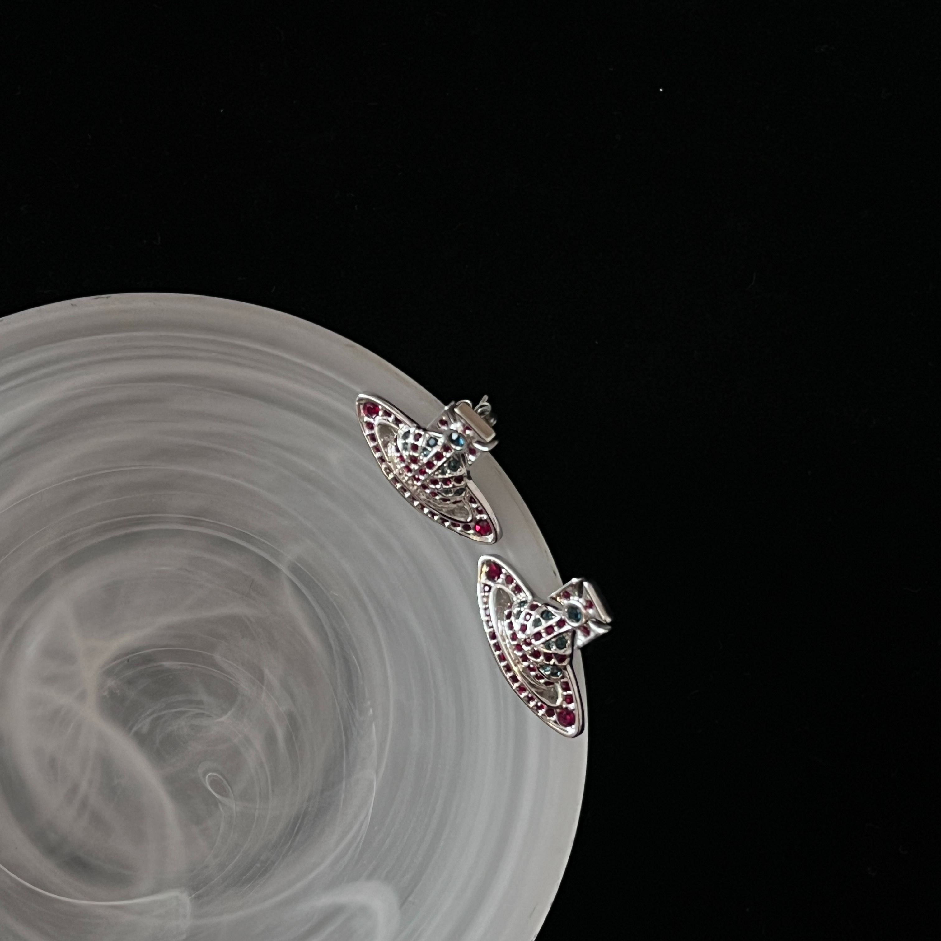 V Saturn Full diamonds earrings