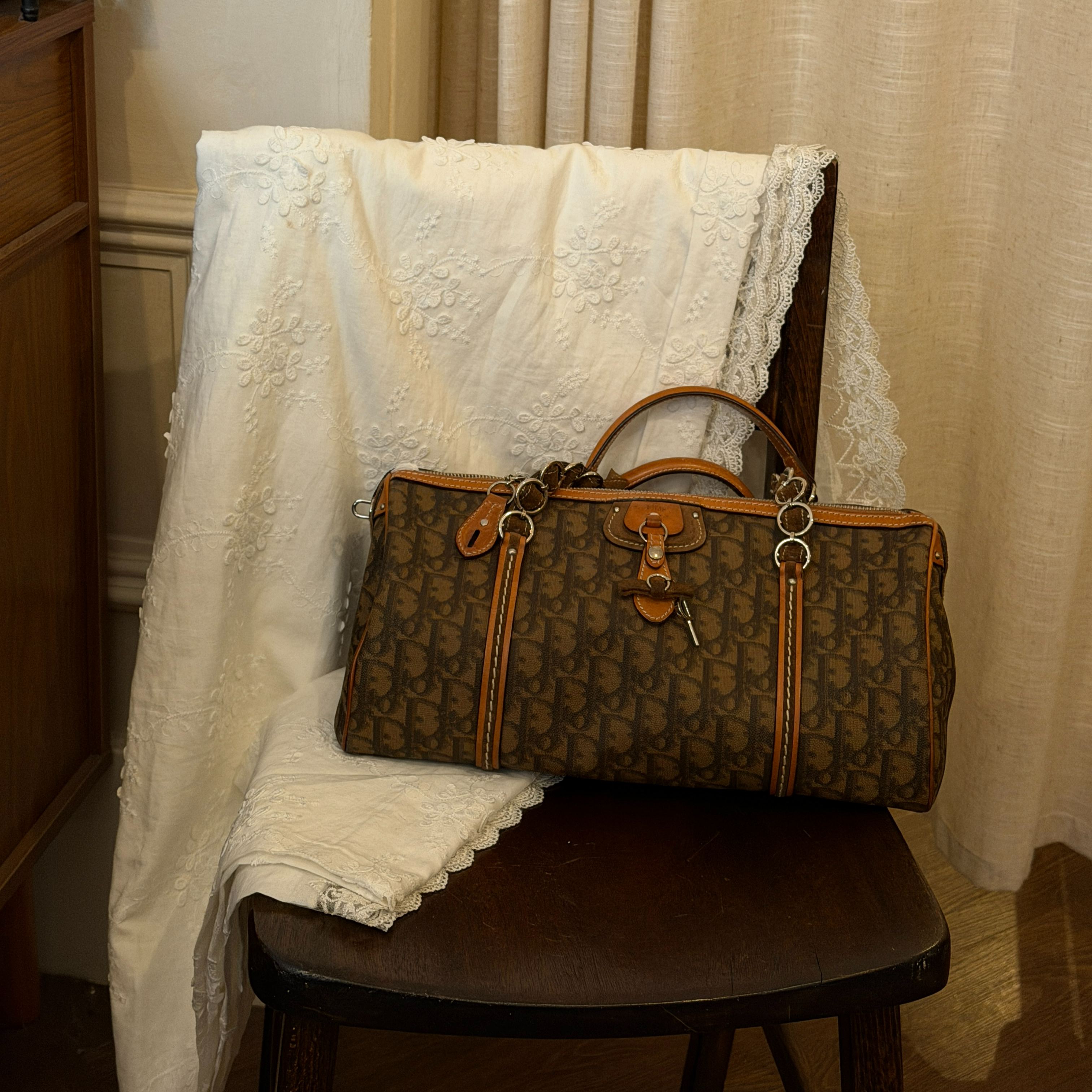 D Vintage floral bucket bag