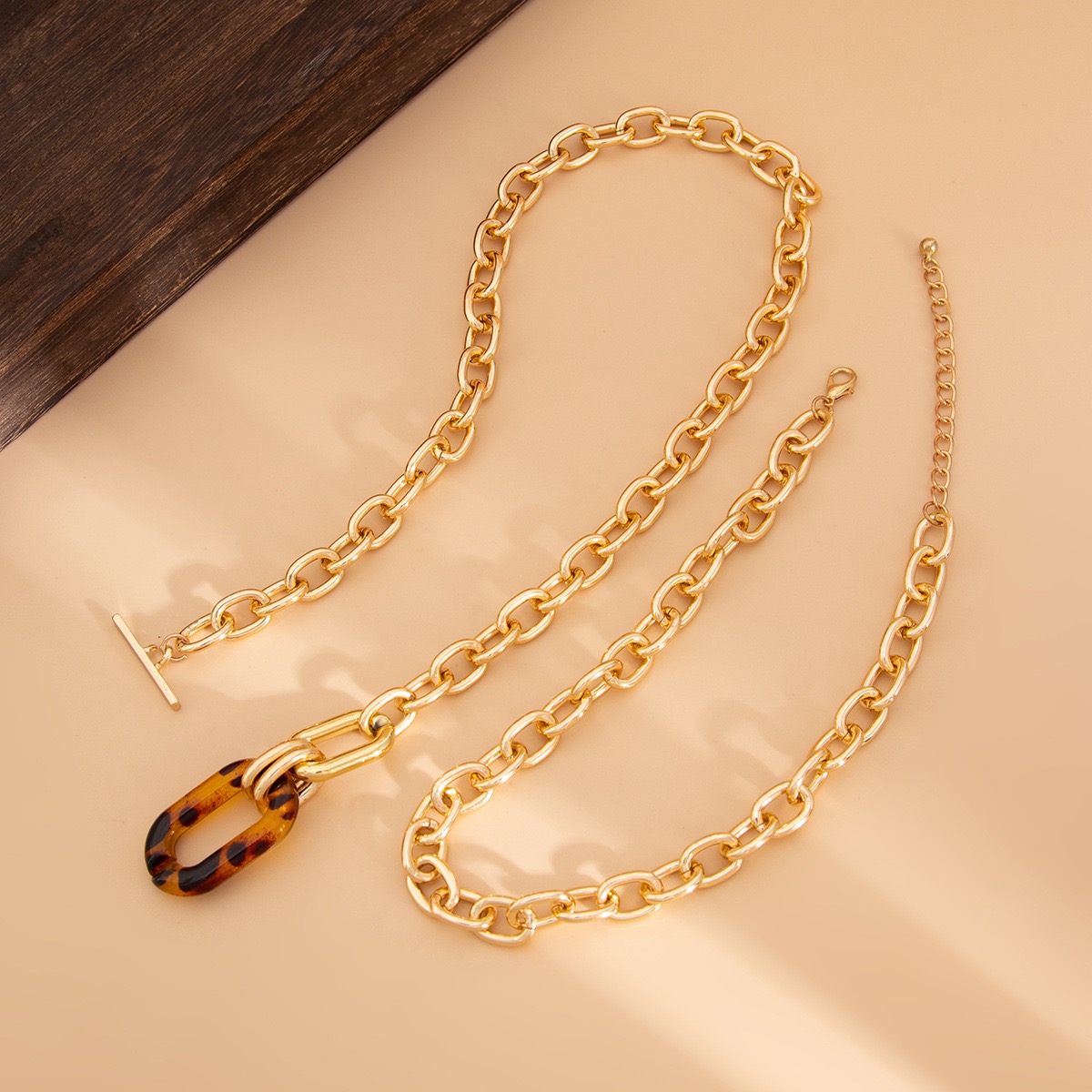 Classic Fashion Necklace