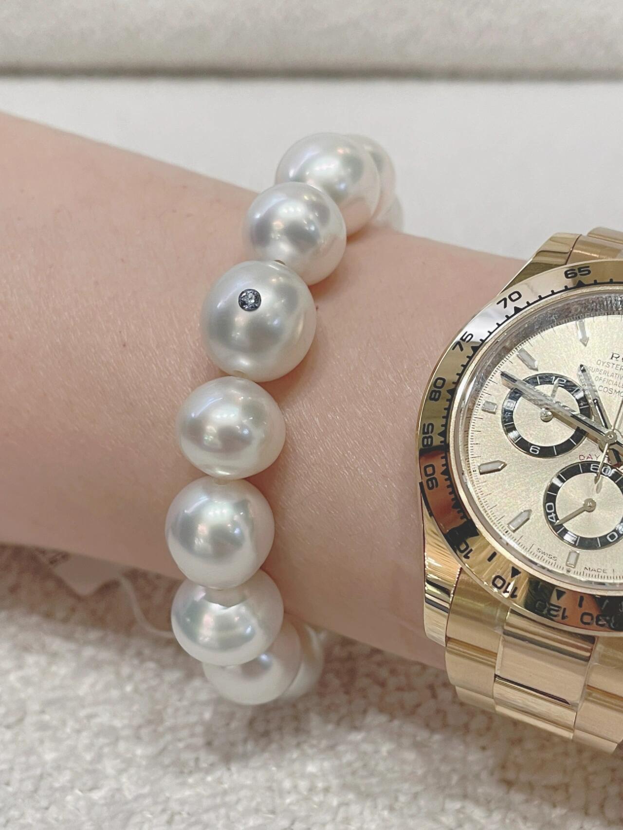 pearl bracelet