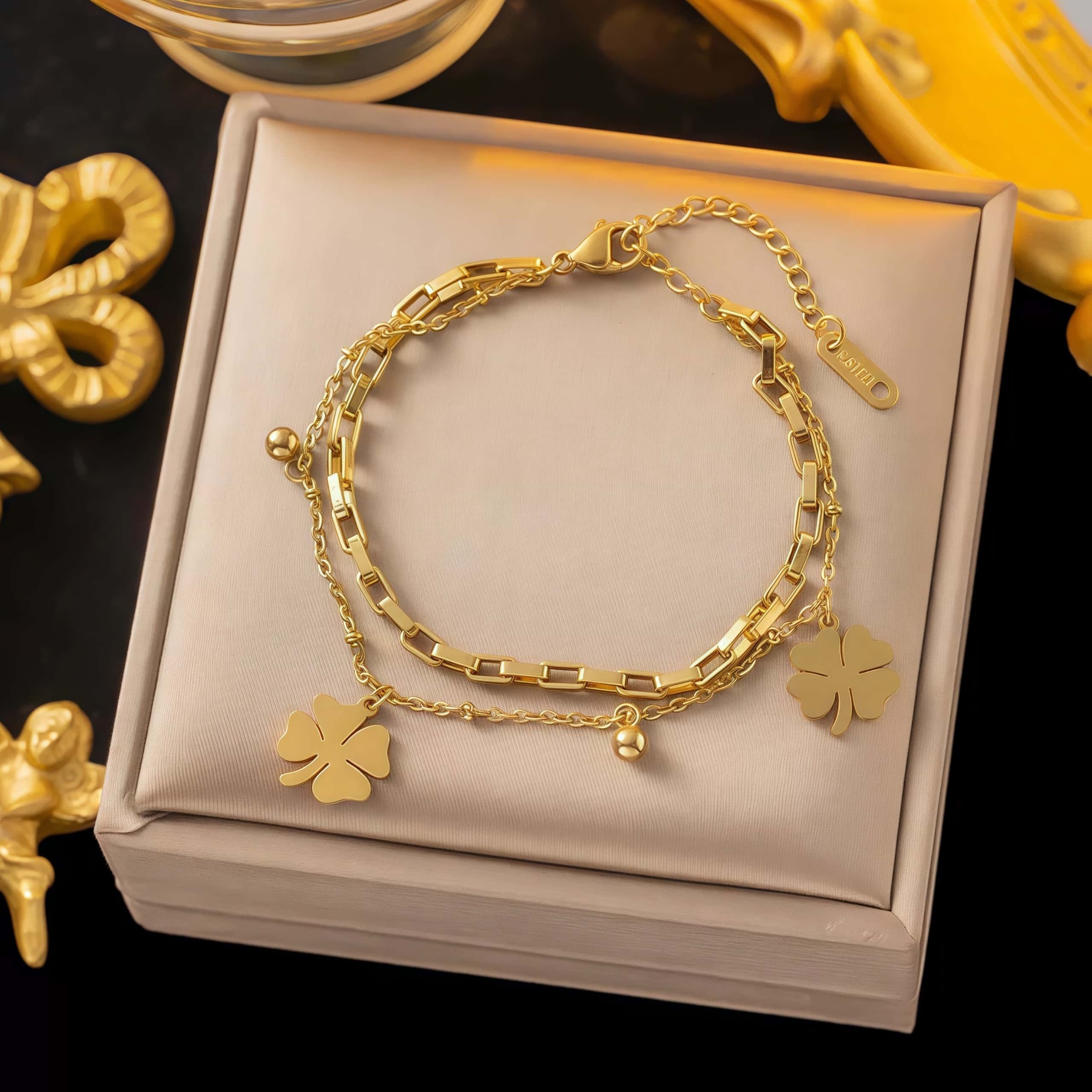 14K Gold Four-Leaf Clover Bracelet – A Symbol of Luck & Elegance