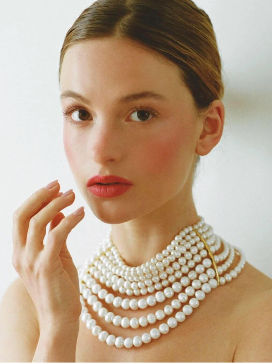 pearl necklace