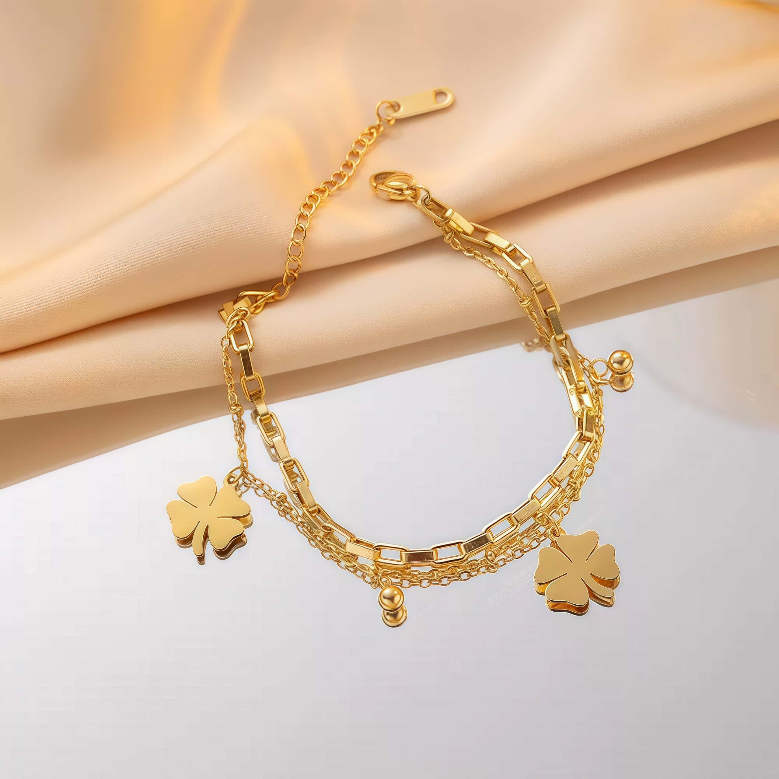 14K Gold Four-Leaf Clover Bracelet – A Symbol of Luck & Elegance