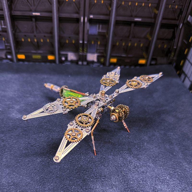 [Copy]Explore Gears in Motion DIY Wasp Model for STEM Engineering Fun