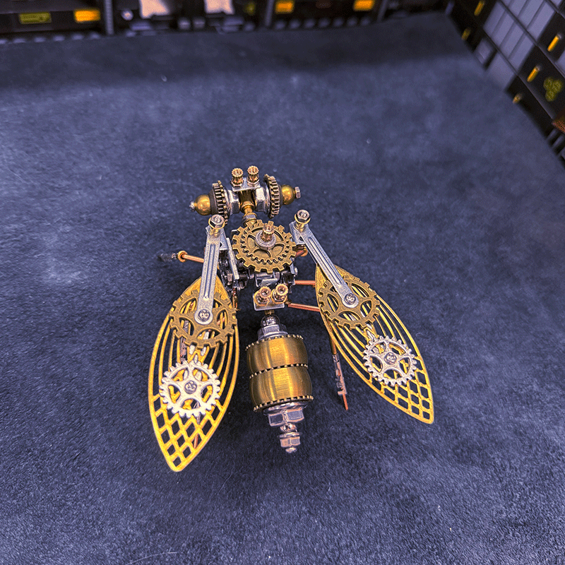 DIY Mechanical Wasp Puzzle Kit for STEM Engineering Education