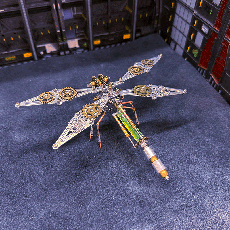 [Copy]Explore Gears in Motion DIY Wasp Model for STEM Engineering Fun