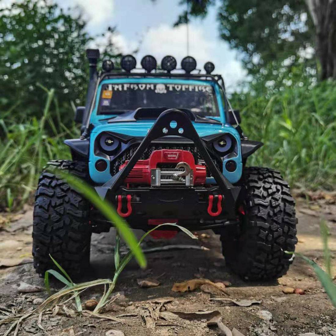 1/10 Scale Full Metal 4WD Custom RC Crawler Truck with Portal Axles Ackermann Steering 6H Runtime