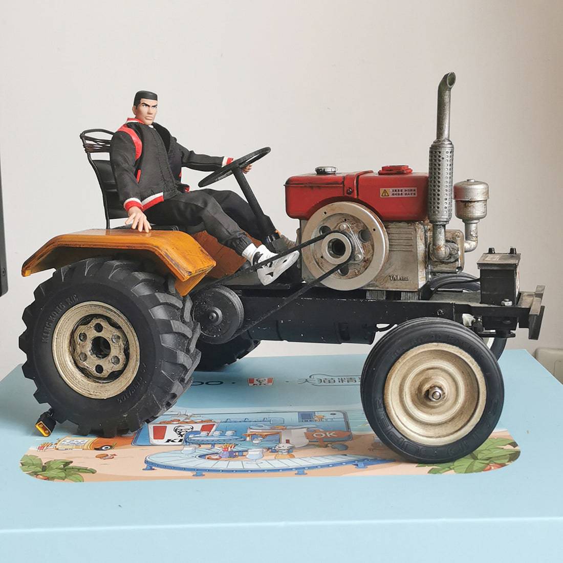 1/10 Scale Vintage RC Tractor 2WD Electric Farm Truck Model with Simulated Engine Hand-Painted Weathered Finish Yellow-helloworld7