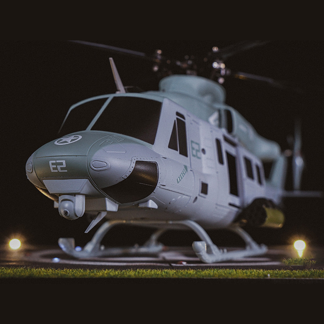 GOOSKY E2 UH-1Y Venom 1/35 Scale 6CH Dual Brushless RC Helicopter RTF GTS System