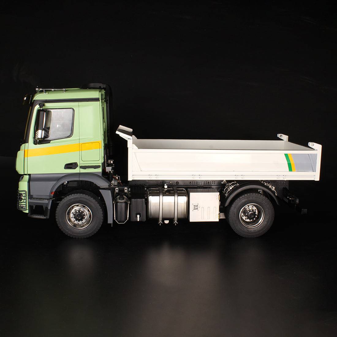 LXY RC 1/14 Scale 4x4 Metal Hydraulic Dump Truck Model with 3 Speed Gearbox and Differential Lock-helloworld7