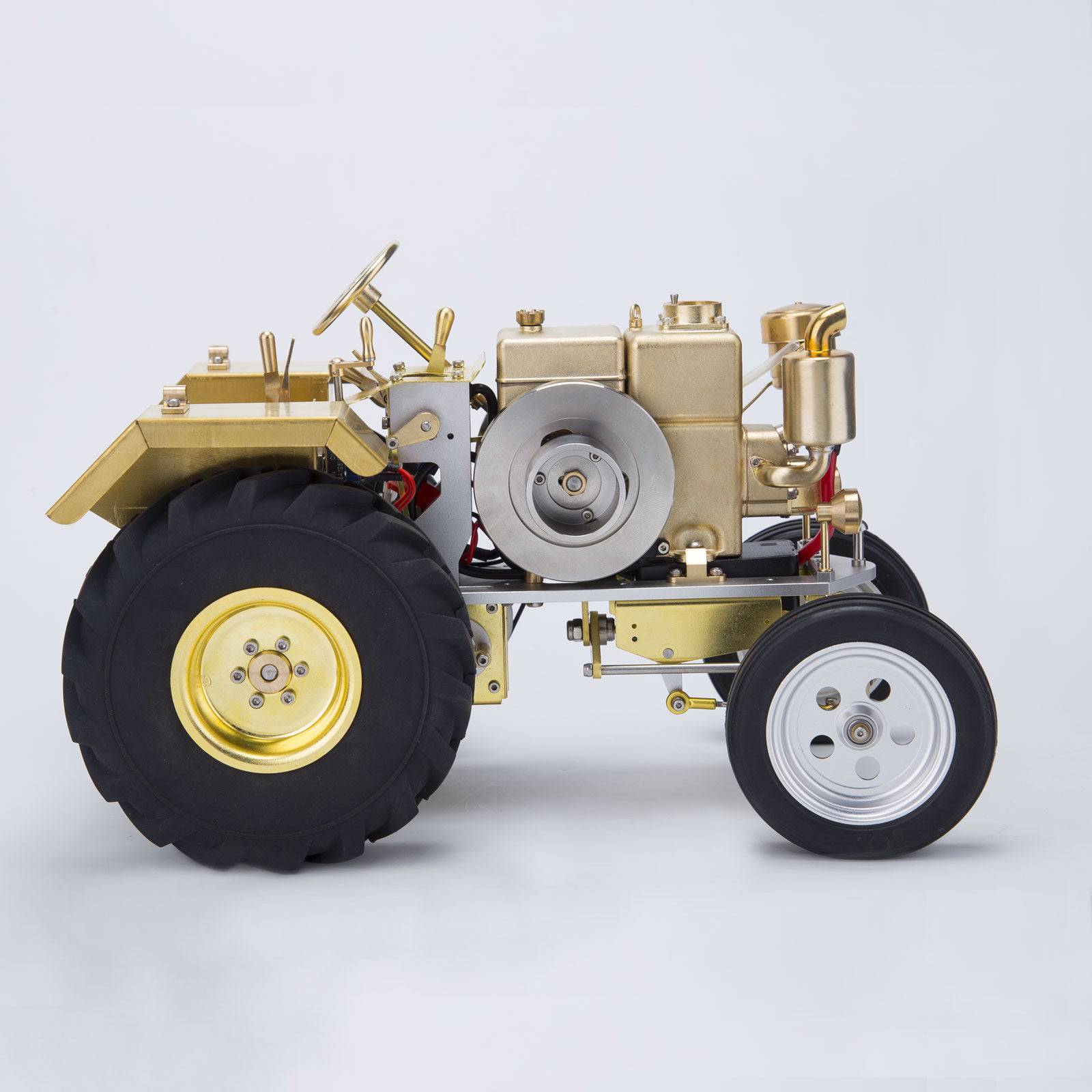 M16 Horizontal Engine Gas Powered Brass Road Roller Tractor Model with 3-Speed Gearbox
