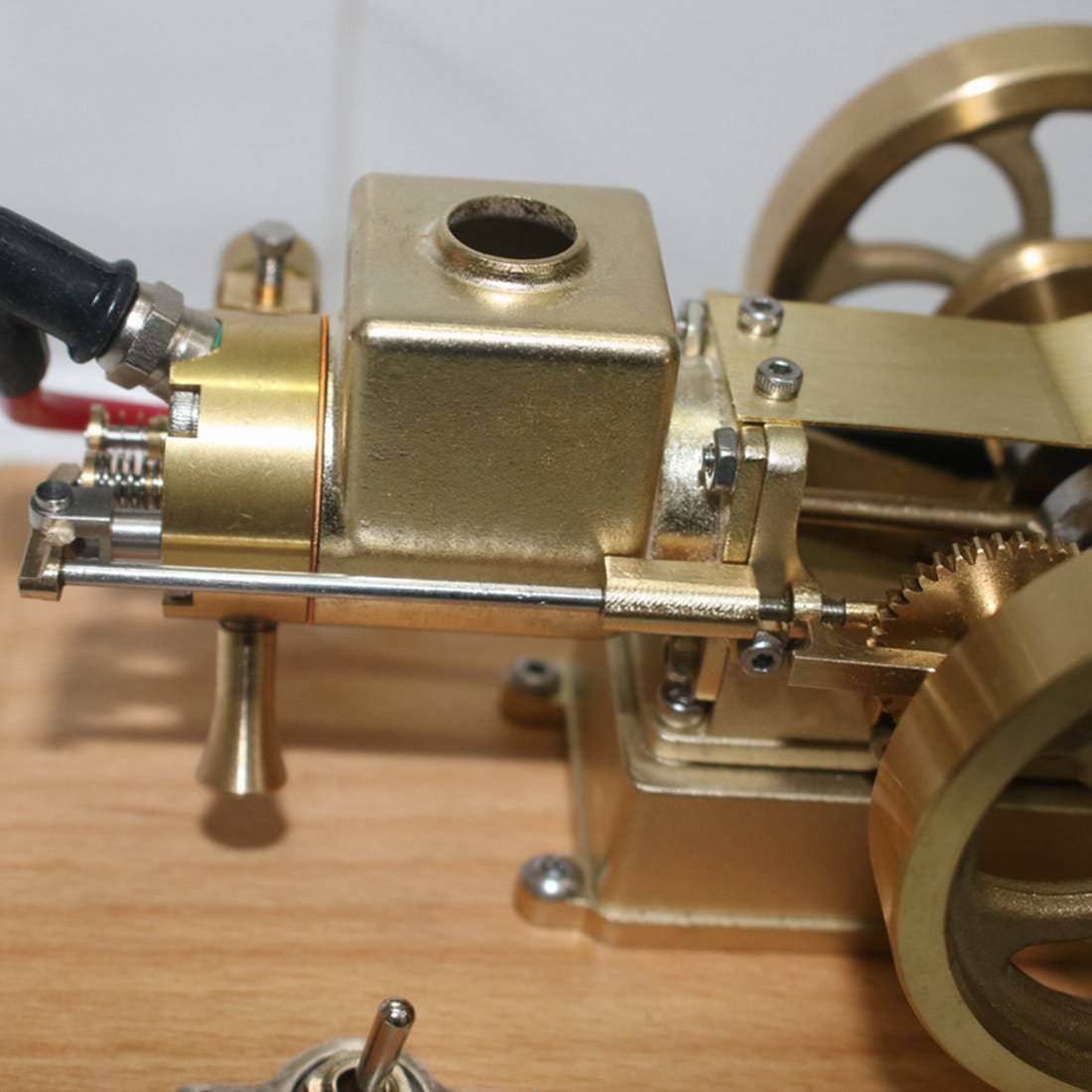 M17 1.6cc Mini 4 Stroke Water Cooled Hit and Miss Gas Engine Model Gift-helloworld7