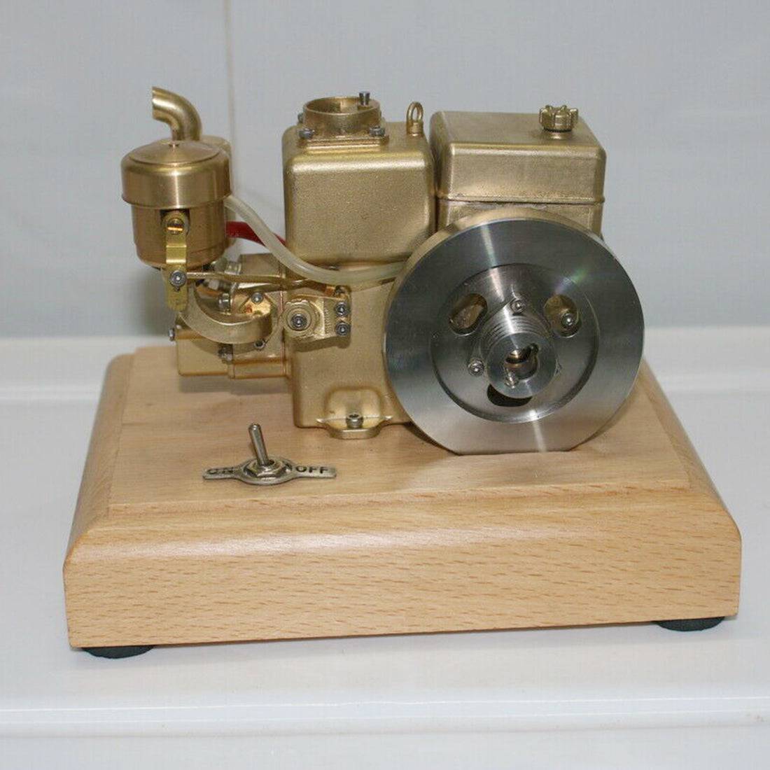 M26 1.9cc Mini 4-Stroke Gasoline Engine Model Water-Cooled Old Tractor Motor Brass Desktop Gift-helloworld7