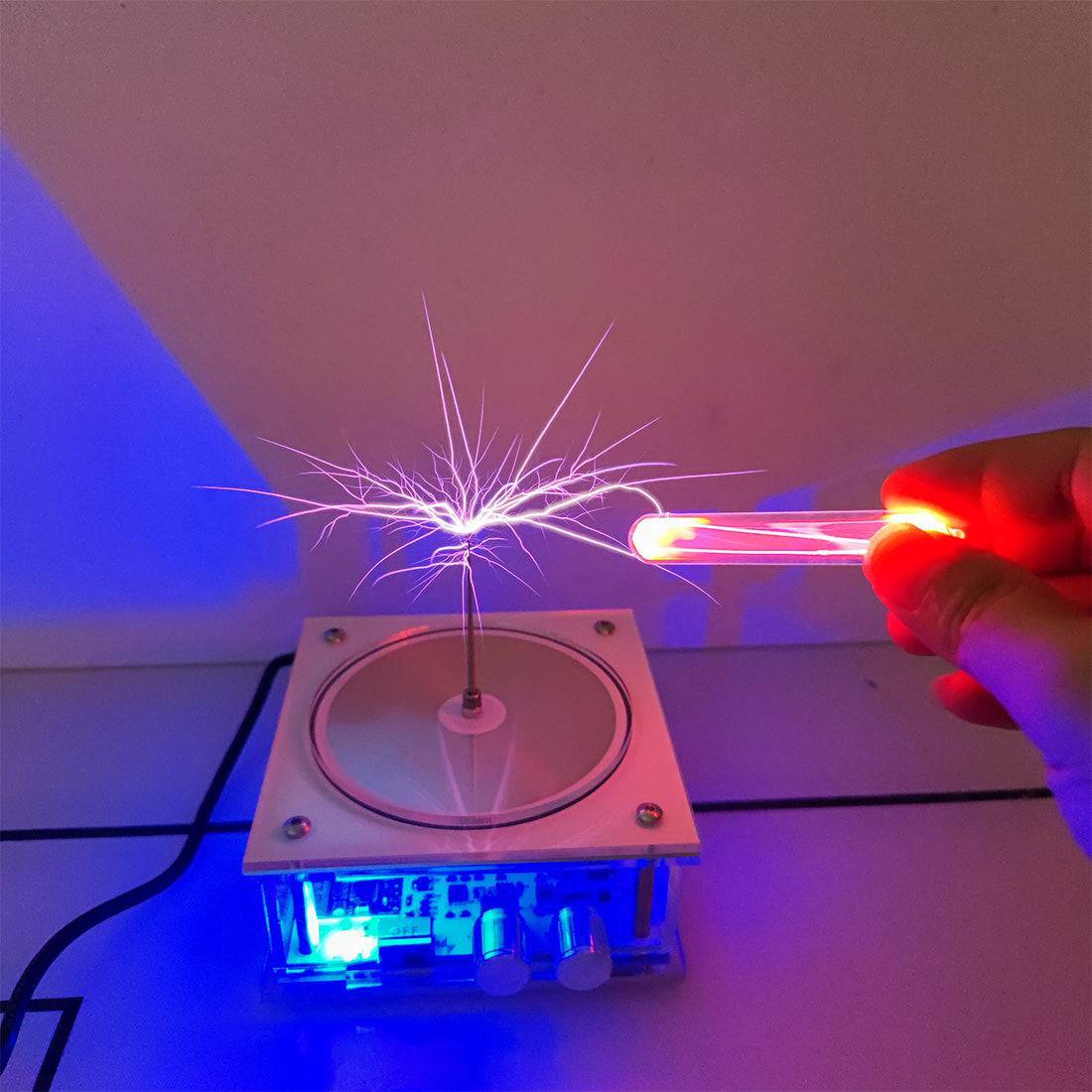 Mini Bluetooth Plasma Speaker Flat Panel Tesla Coil Touchable Arc Science Toy