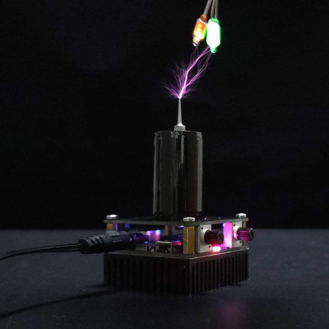 Mini Dual-Mode Bluetooth Musical Tesla Coil Plasma Speaker Touchable Arc Science Toy