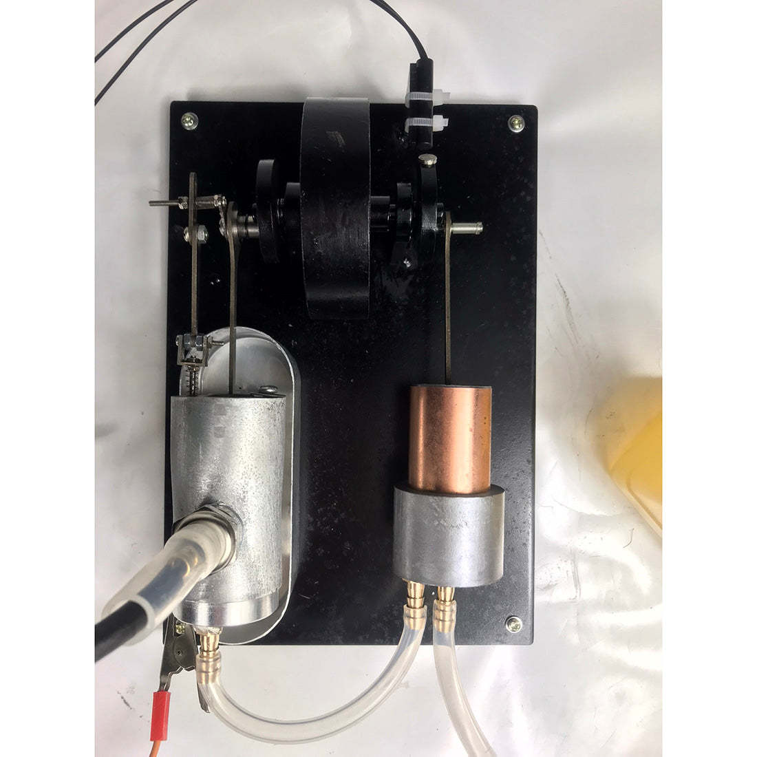Novel 3-Stroke Multi-Fuel Internal Combustion Engine Model (Gas/Kerosene/Methanol)