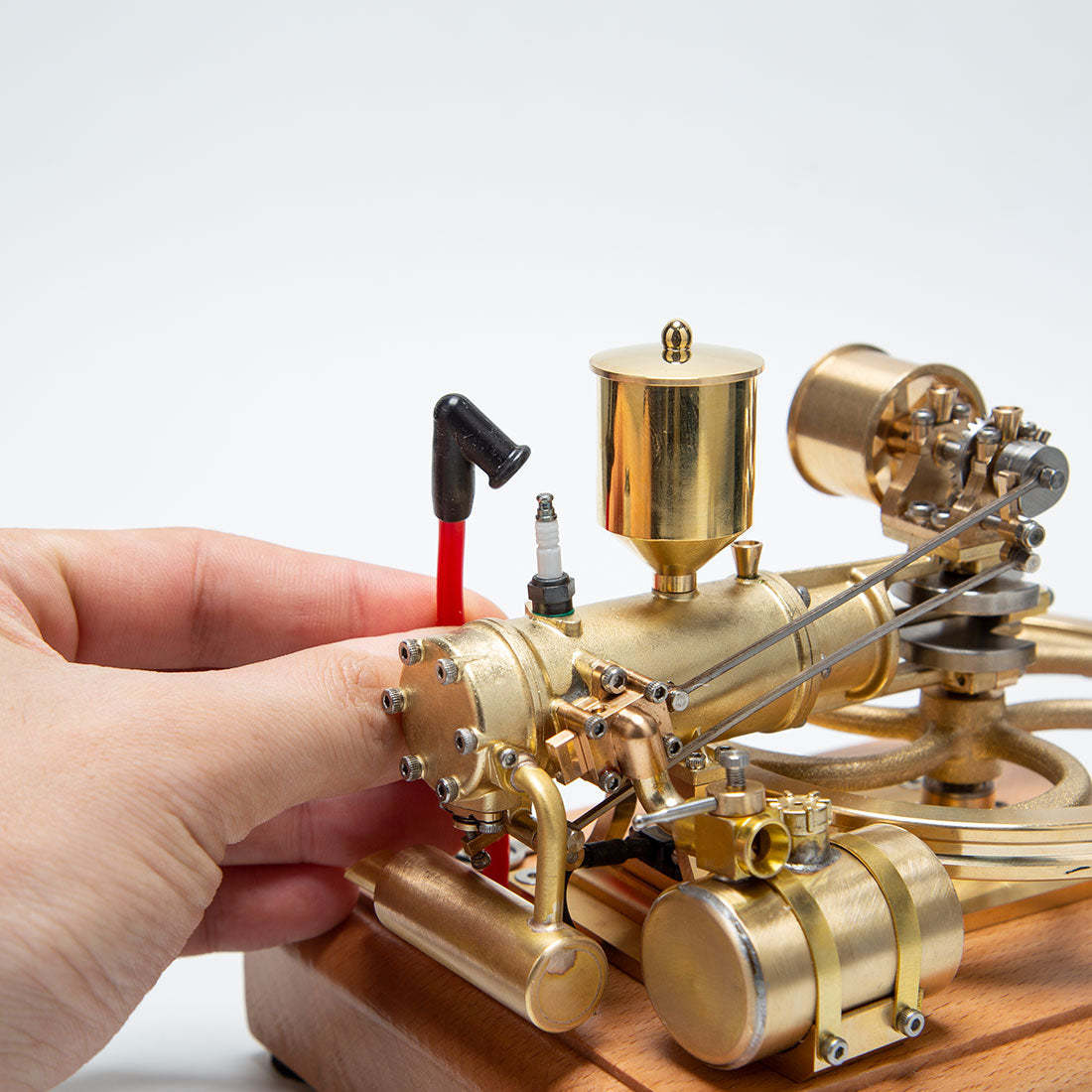 R18 1.9cc Horizontal Single Cylinder 4-Stroke Engine Model Retro Internal Combustion Gas Motor