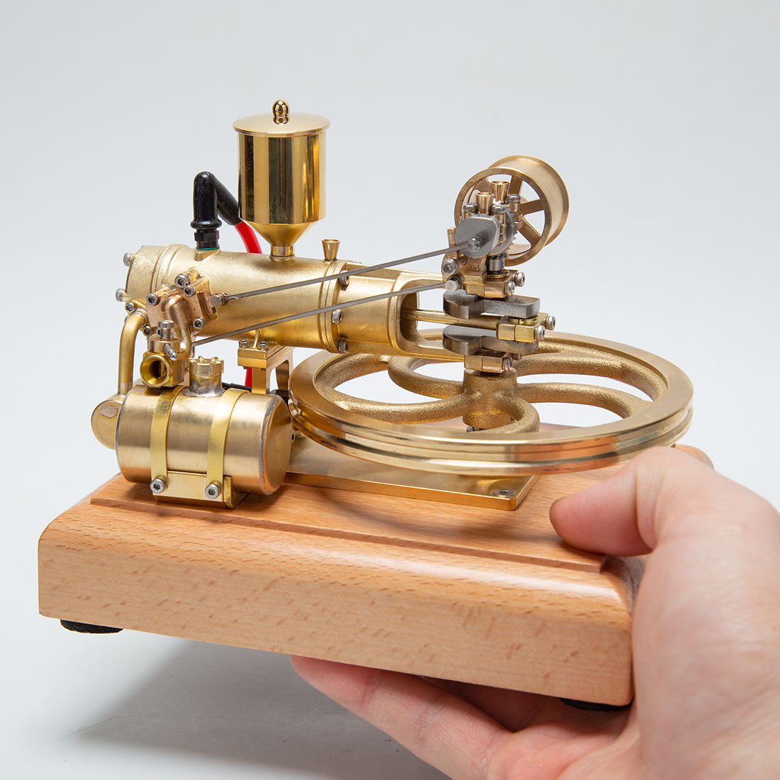 R18 1.9cc Horizontal Single Cylinder 4-Stroke Engine Model Retro Internal Combustion Gas Motor