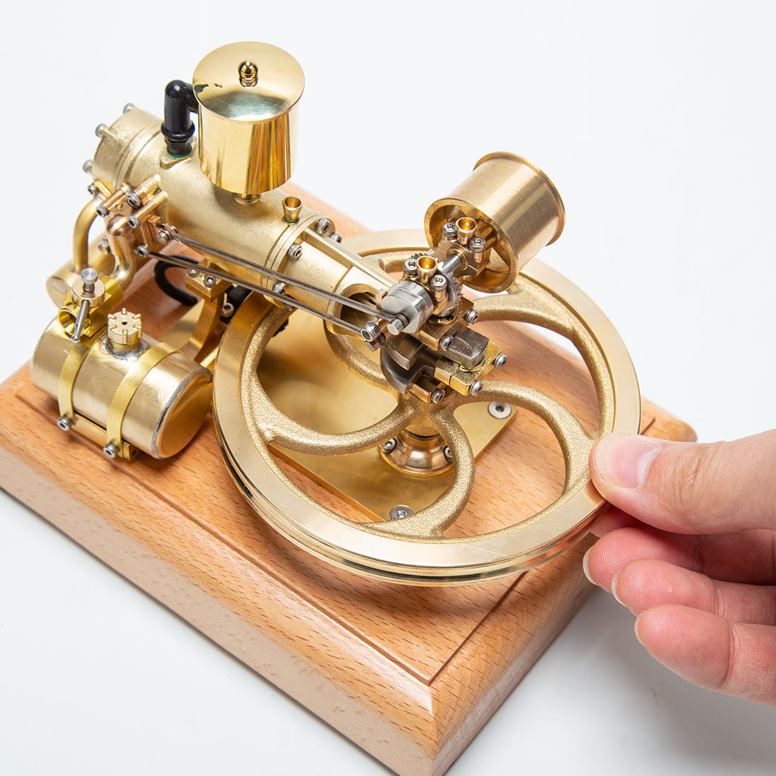R18 1.9cc Horizontal Single Cylinder 4-Stroke Engine Model Retro Internal Combustion Gas Motor