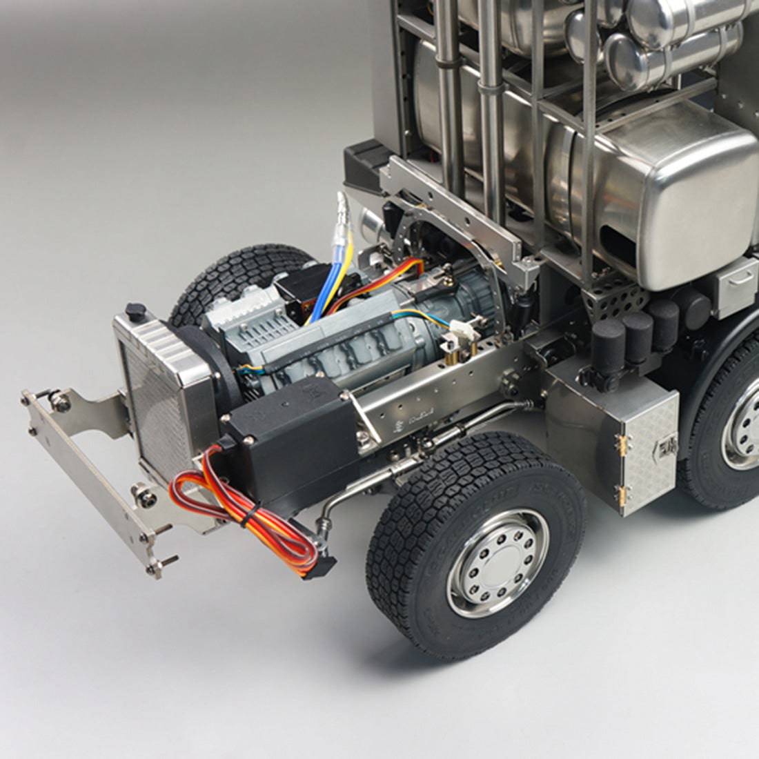 Scaleclub 1/14 Scale 8x8 All Metal Heavy Tractor Truck Chassis Kit with Shell No Electronics for Custom RC Builds-helloworld7