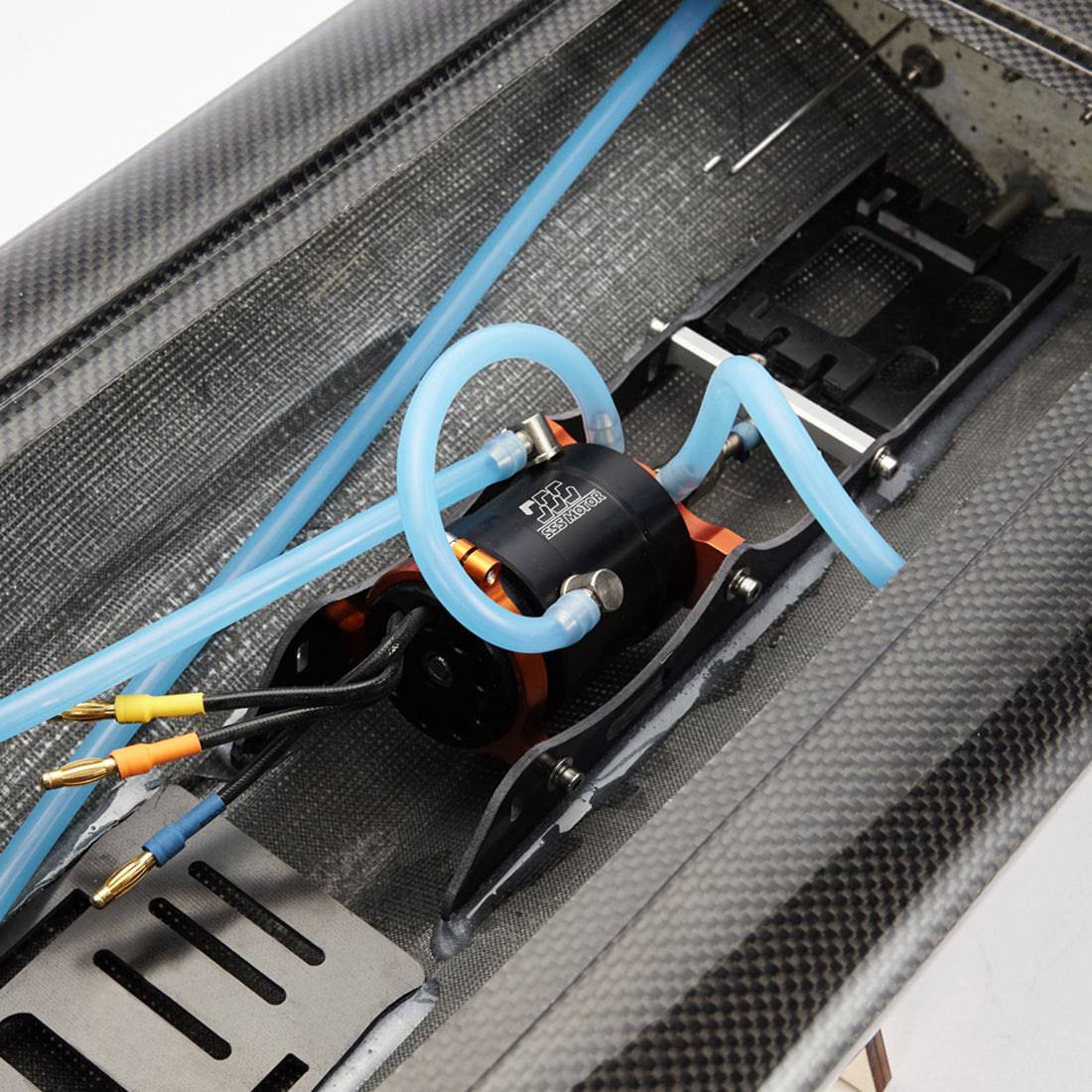 TFL 1106 Pursuit Carbon Fiber RC Racing Boat ARTR High Speed Brushless Motor V-Hull Model for Adults-helloworld7