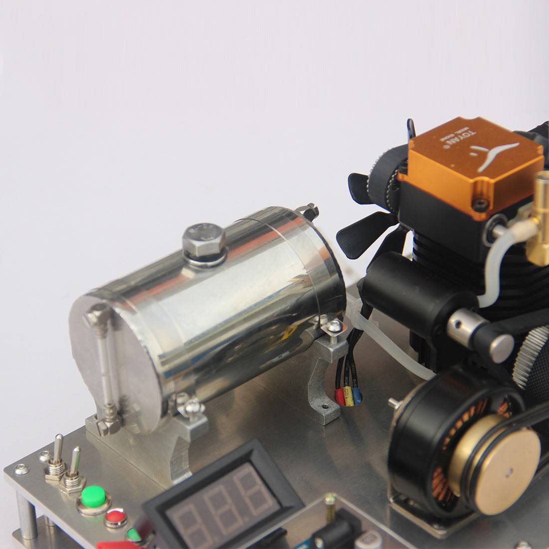 TOYAN FS-S100A 4 Stroke Methanol Engine Generator Model Kit Electric Start 12V USB