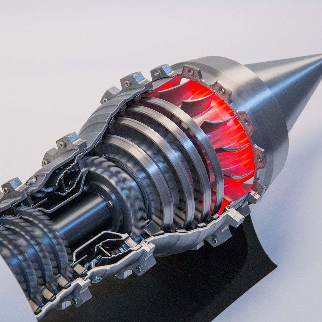 TR900 1/15 Scale Large Turbofan Engine Model with LED Flame Effect Aviation Gift-helloworld7