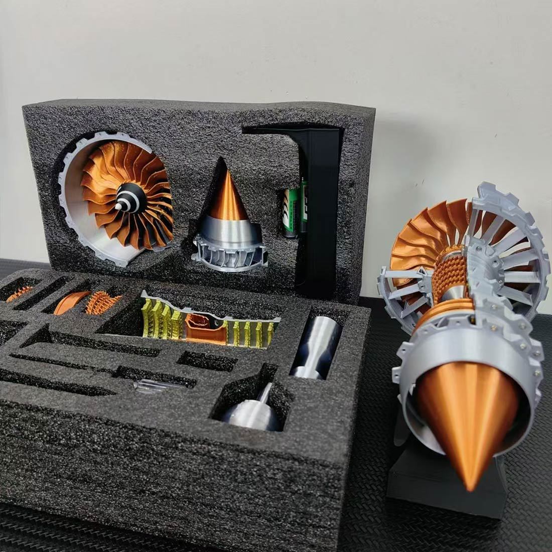 Trent 900 Turbofan Engine Model Kit with LED Lights and Throttle Control-helloworld7