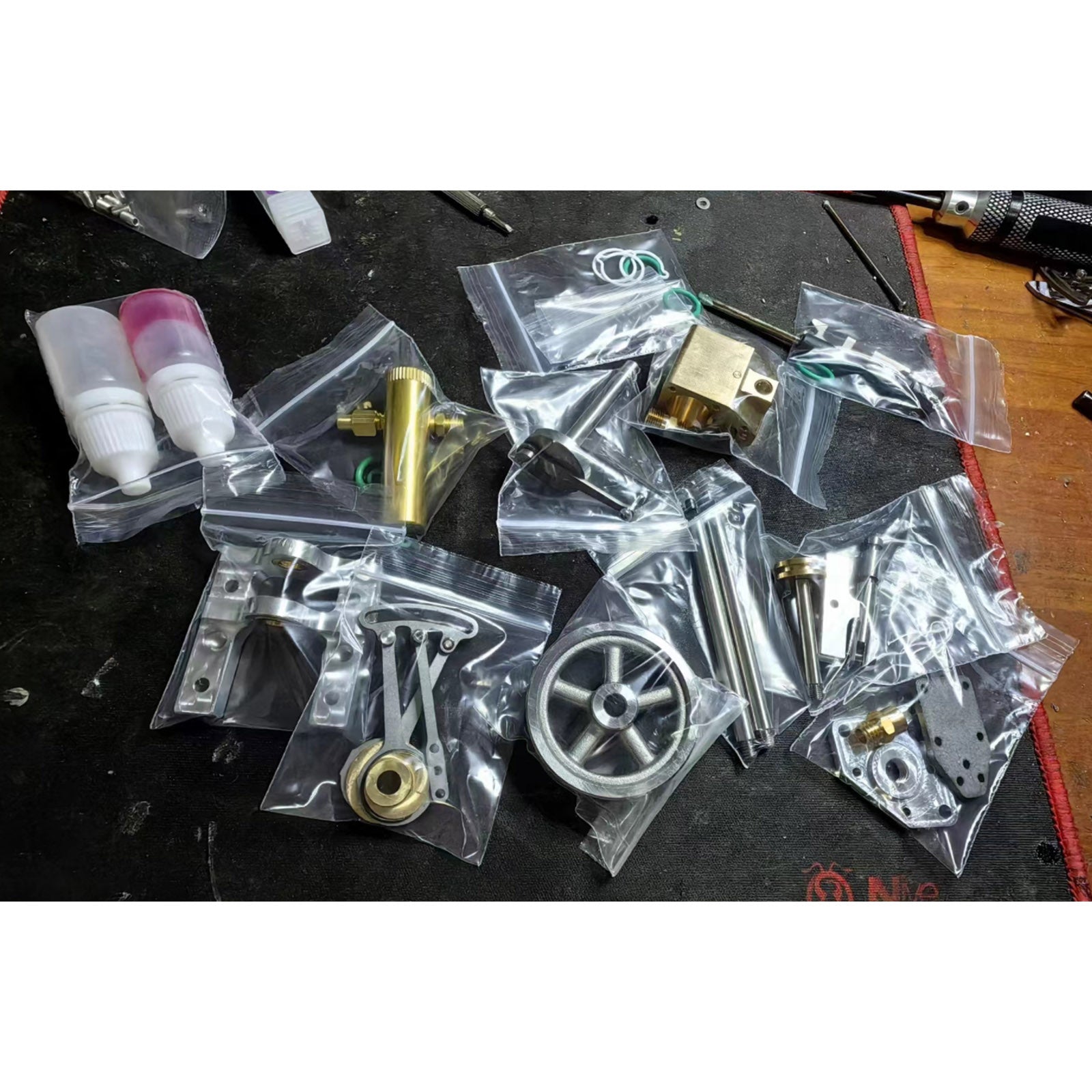V1313 Mini Reversing Steam Engine Model Vertical Single Cylinder Physics Toy-helloworld7