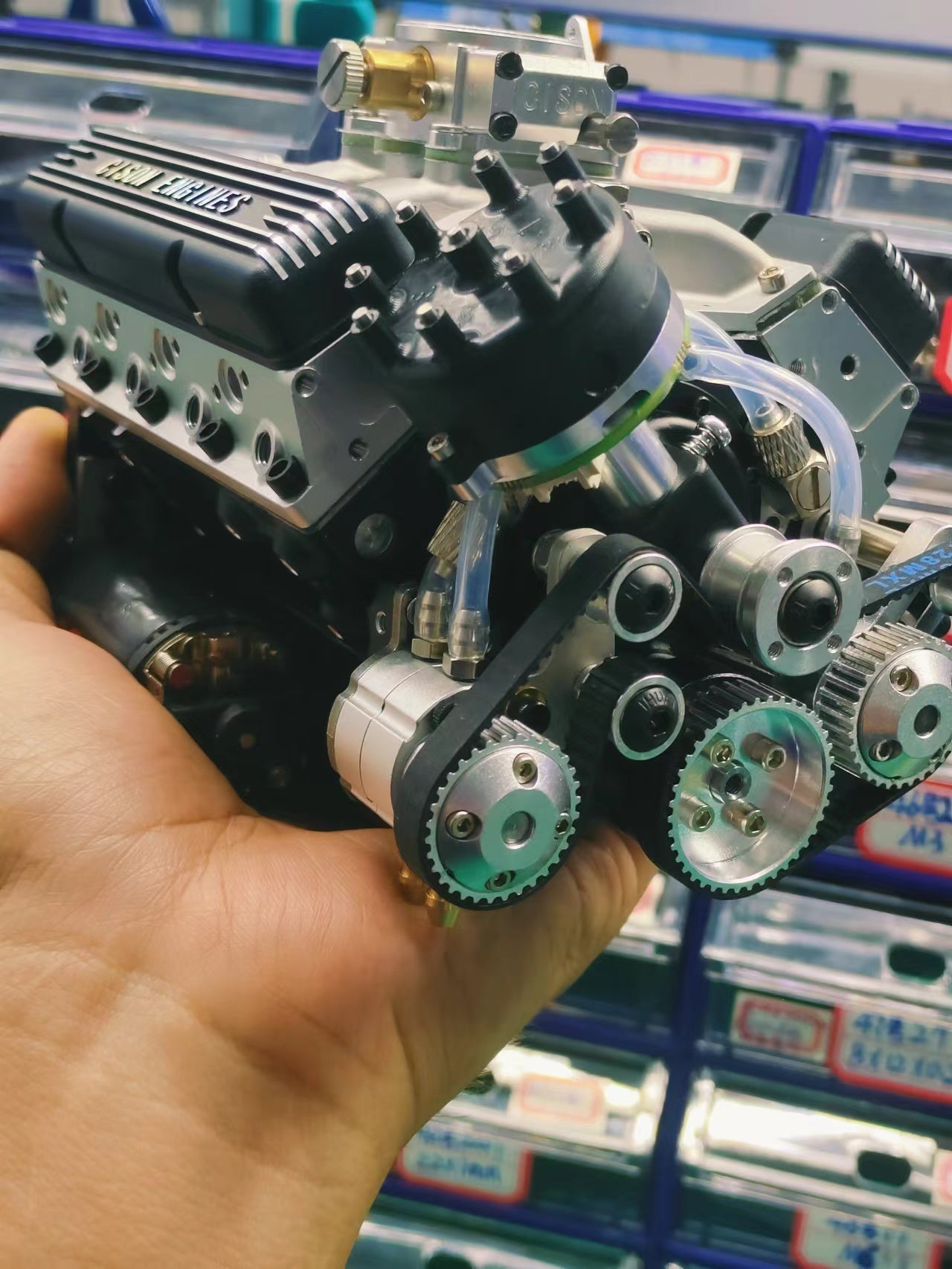 HelloWorld7-CISON Gasoline OHV V8 Small-block Engine Model Kits 4-Stroke 44cc Water-Cooled 1/6