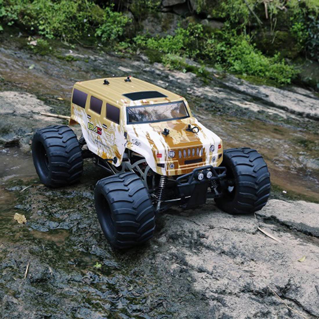 HelloWorld7-BM5 1/5 Scale Gas Powered RC Monster Truck 4WD 29cc Engine Off-Road RTR Vehicle