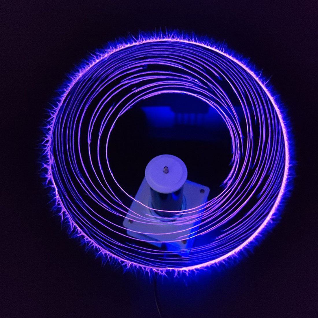 HelloWorld7-18cm PLLSSTC Tesla Coil Spaced Lighting Experimental for Physical Class