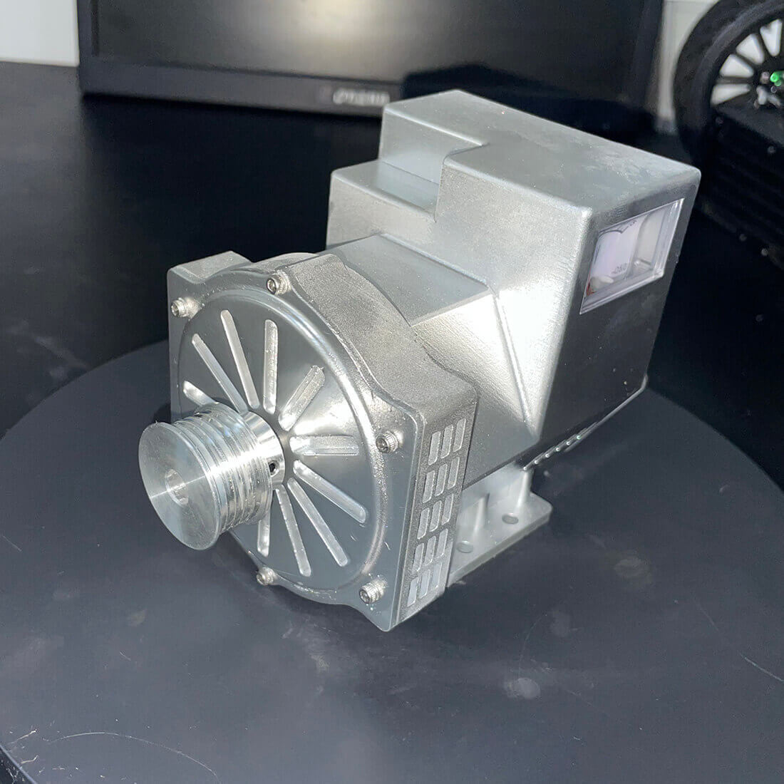 HelloWorld7-60W DC Generator Model with Digital Voltage Display & Centrifugal Fan Cooling