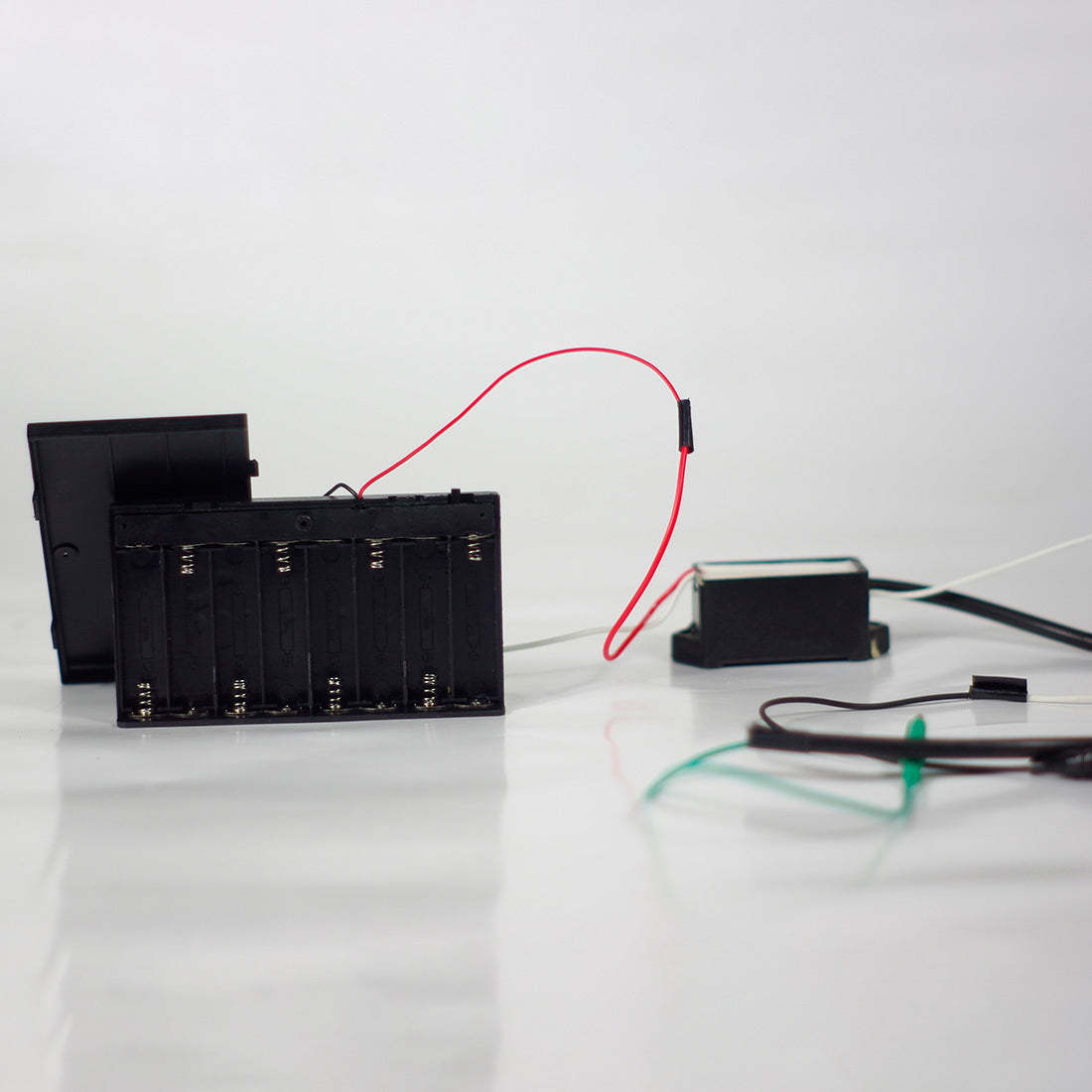 HelloWorld7-Pulse Jet Engine Micro Valve-Controlled RC Gasoline Internal Combustion Model RTR