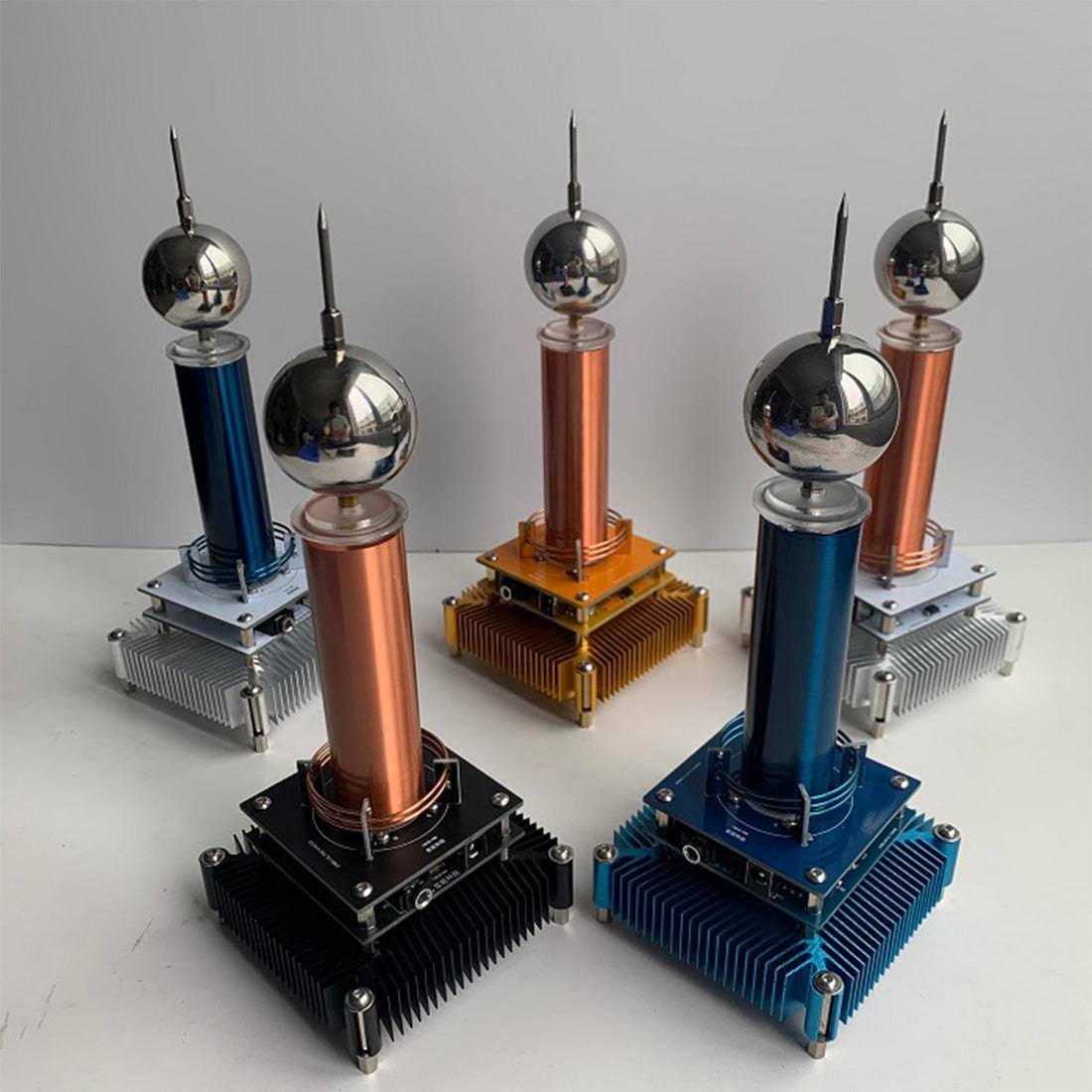 HelloWorld7-Bluetooth Version Music Tesla Coil Plasma Speaker