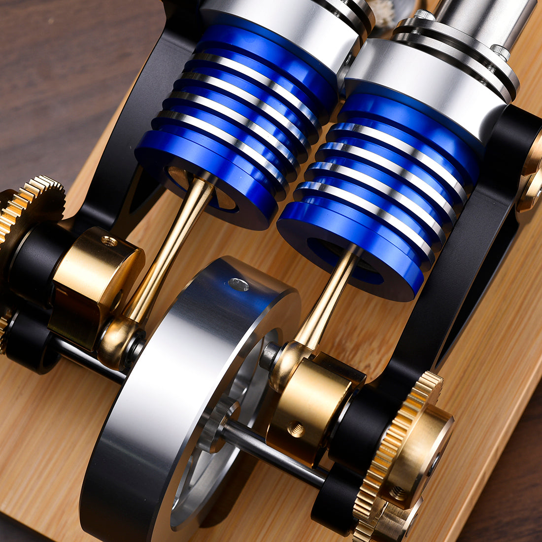 HelloWorld7-ENJOMOR Alpha Type Stirling Engine Twin-Cylinder Twin-Piston EC Engine Model