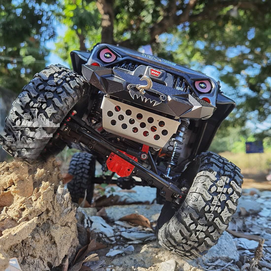HelloWorld7-Modified  SCX10 1/10 RC Car 2.4G Electric 4WD Off-road Crawler Model Car