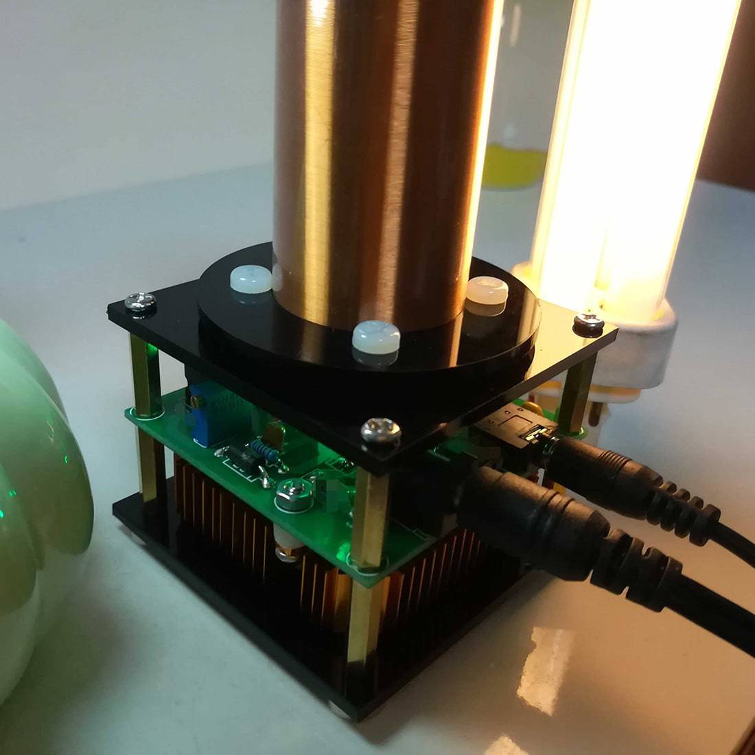 HelloWorld7-Musical Tesla Coil Plasma Loud Speaker with 24V Power Adapter Experiment- US Plug