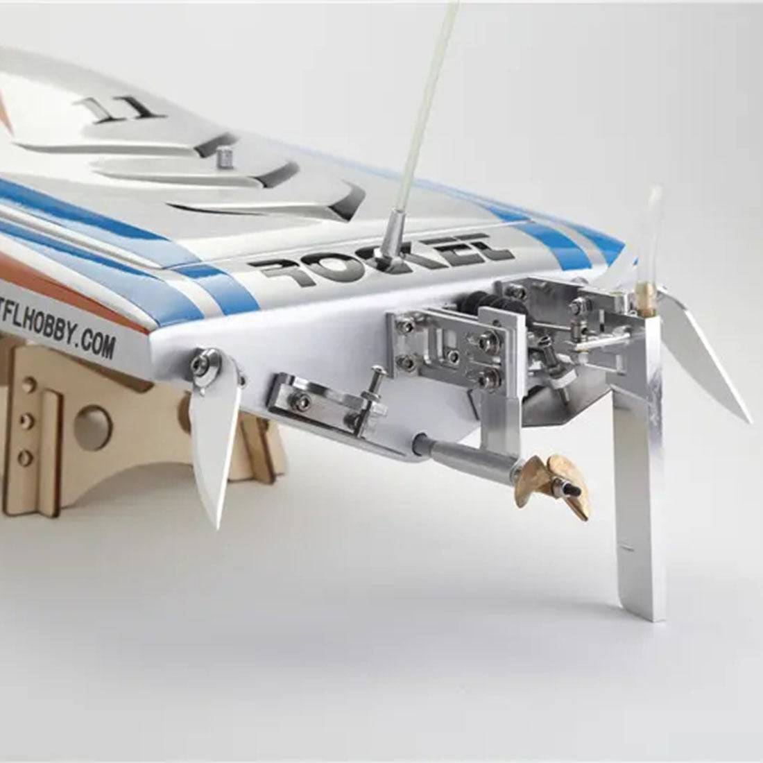 TFL 1111 Rocket RC Racing Boat, 65cm High-Speed Fiberglass V-Hull, ARTR with SSS2958 Brushless Motor, Professional Remote Control Speedboat for Adults-helloworld7