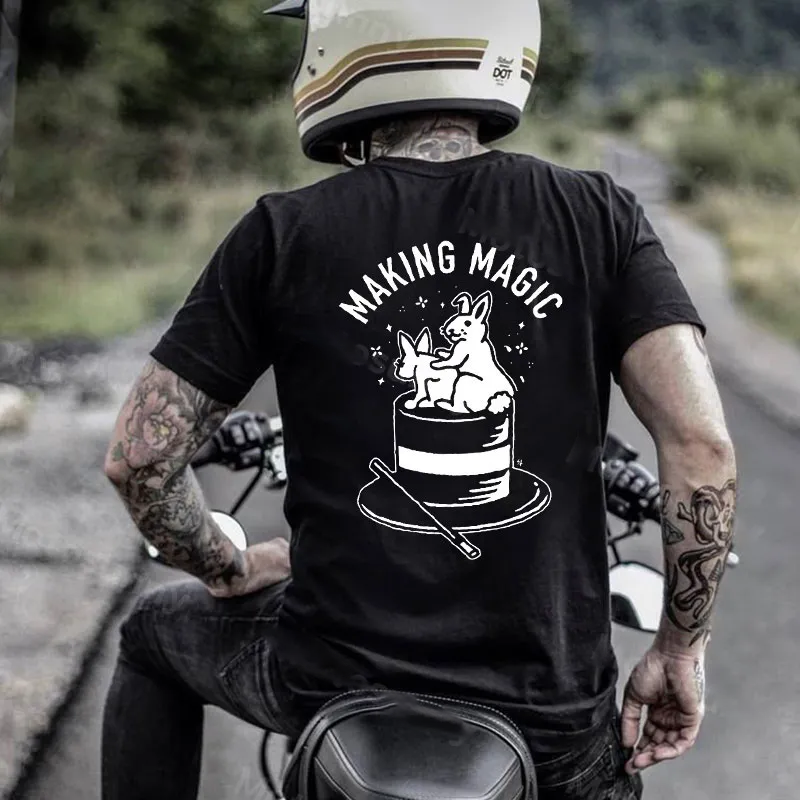 MAKING MAGIC Animals on the Hat Graphic Black Print T-shirt