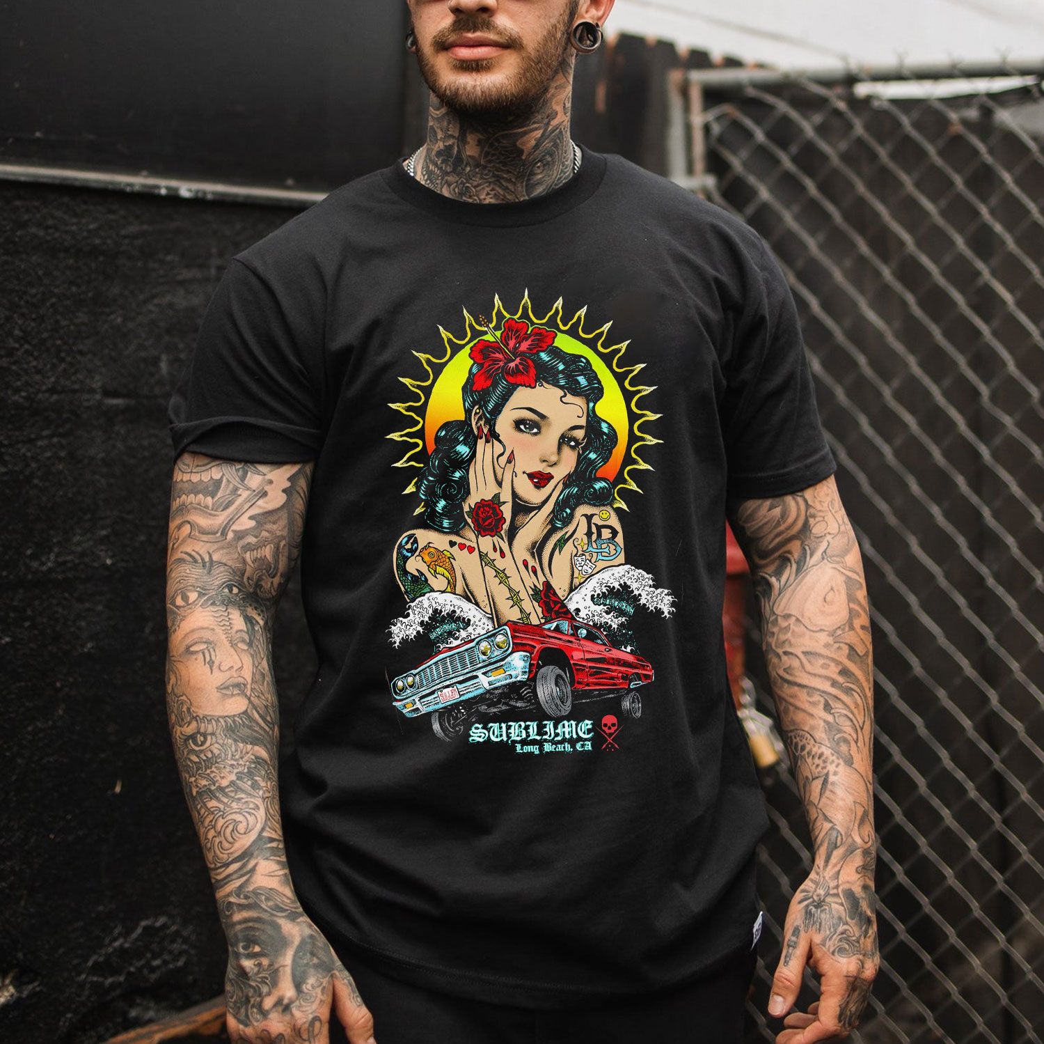 Retro Girl Poster Casual Design Graphic Black Print T-shirt