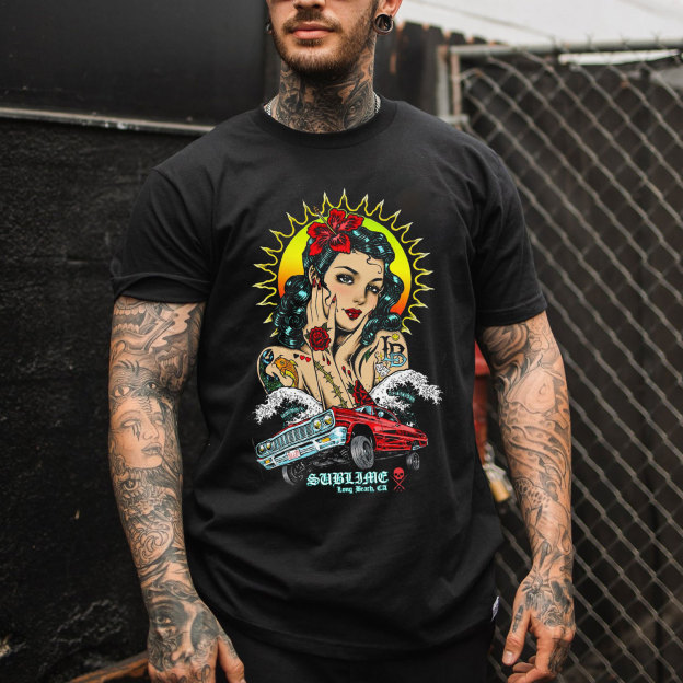 Retro Girl Poster Casual Design Graphic Black Print T-shirt