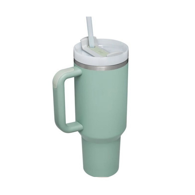 Große, auslaufsichere Vakuum-Edelstahl-Isolier-Strohhalm-Tasse.